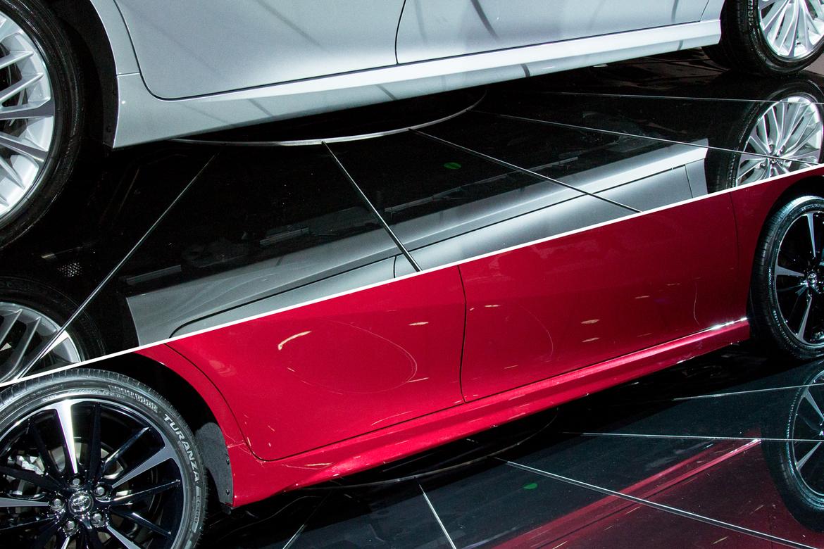 18Camry_RockerPanel_XLE_XSE_ES.jpg