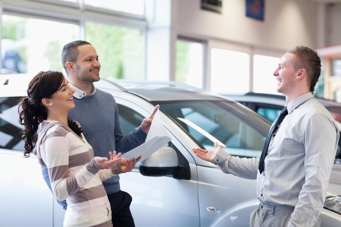 Sell Your Car Here / 6 Things To Consider Before You Sell Your Luxury