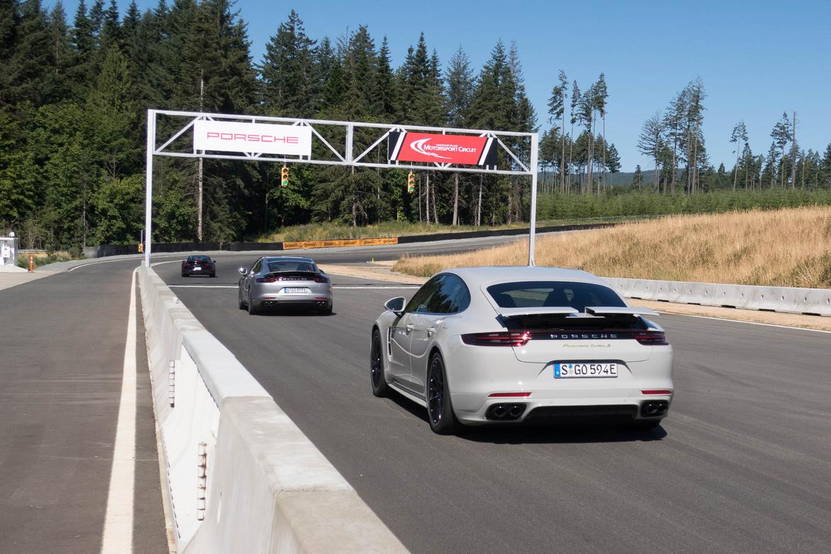 2018 Porsche Panamera Turbo S E-Hybrid