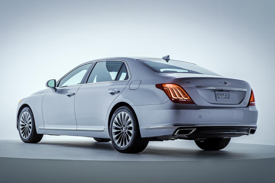 2017 Genesis G90 First Look News Cars