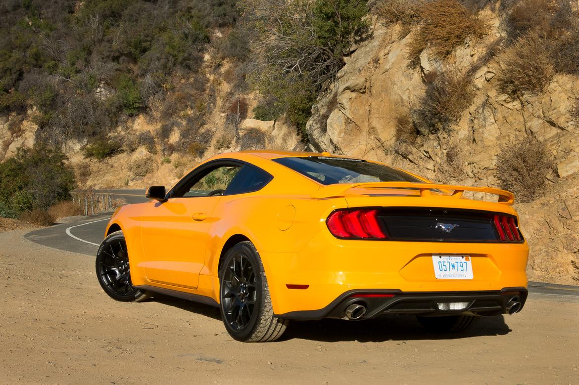 14-ford-mustang-2018-angle-exterior-orange-rear.jpg