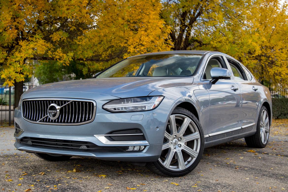 17Volvo_S90_AC_01.jpg