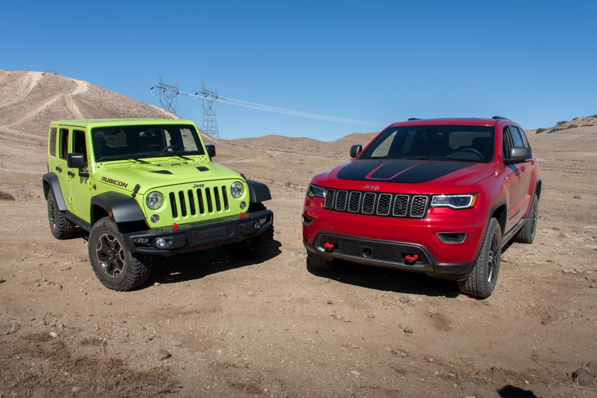 Jeep_Head-to-Head_BW_06.jpg