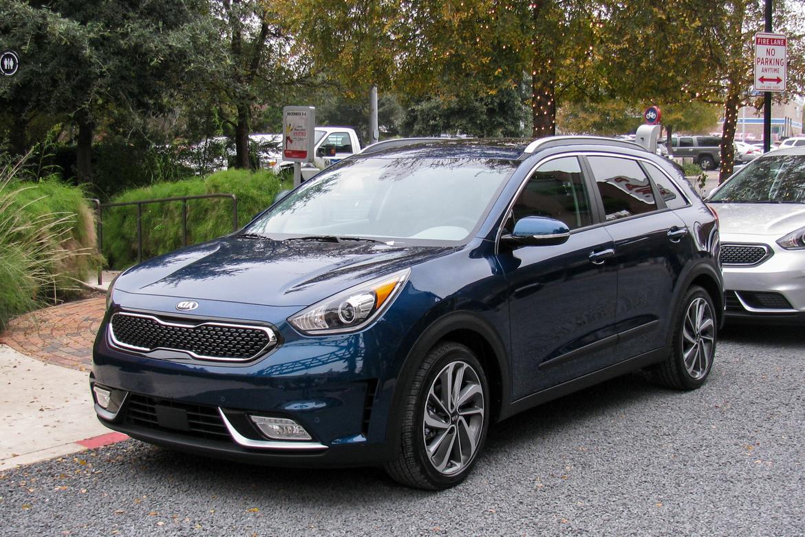 2017 Kia Niro Review First Drive News Cars 2017 Kia Niro Review First Drive