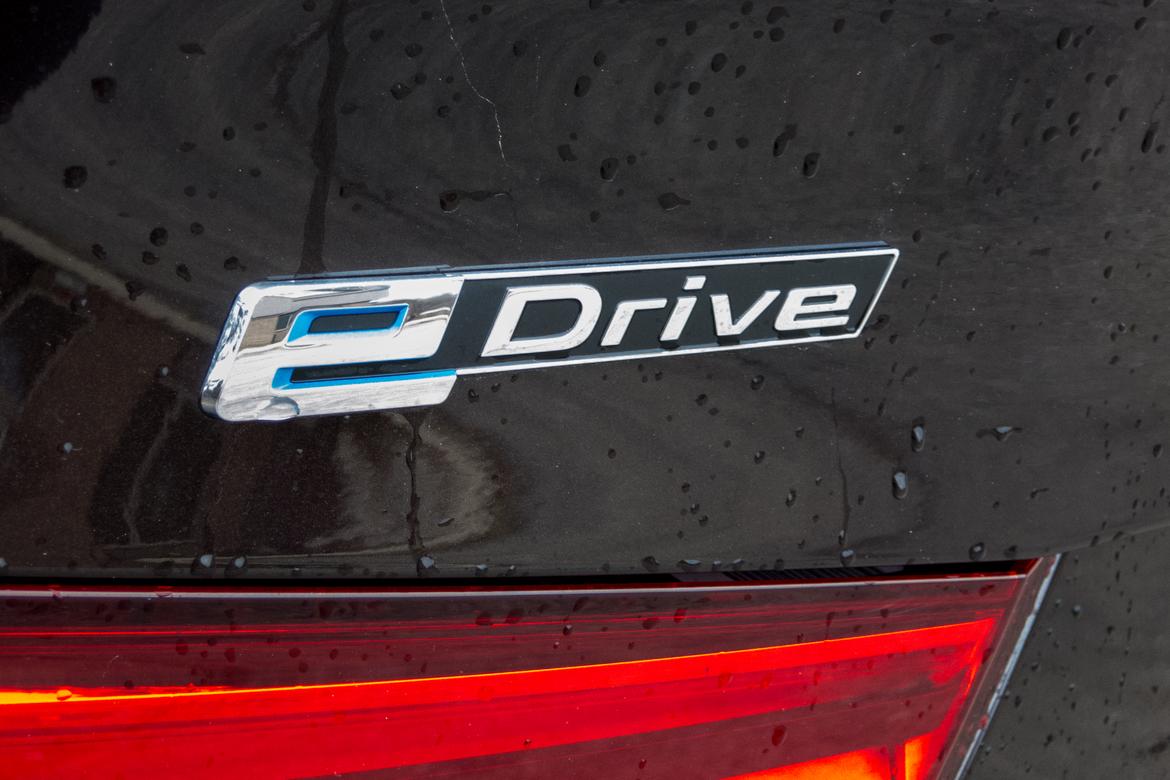16BMW_X5-xDrive40e_AB_08.jpg