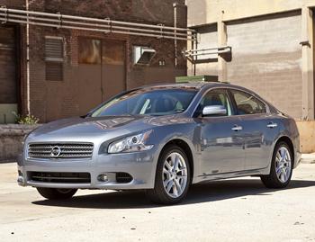 Nissan maxima 2010