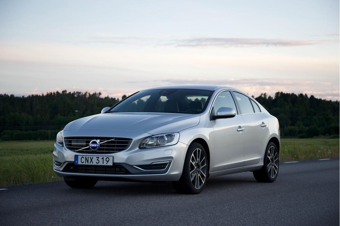 Best Cars For Commuters 2016 News 2016 Volvo S60 Recommended For Commuters