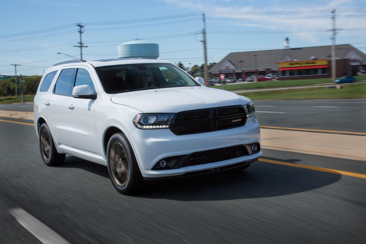 17Dodge_Durango_SO_ES_01.jpg