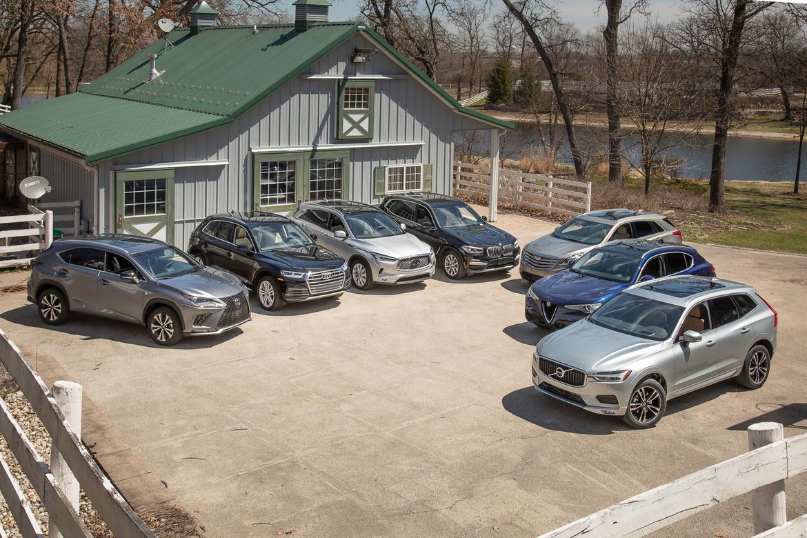 01-group-shot-2018-lc-suv-chl-cl-exterior.jpg