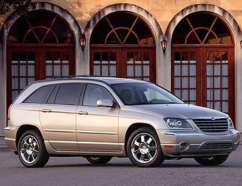 What kind of gas mileage does the Chrysler Pacifica get?