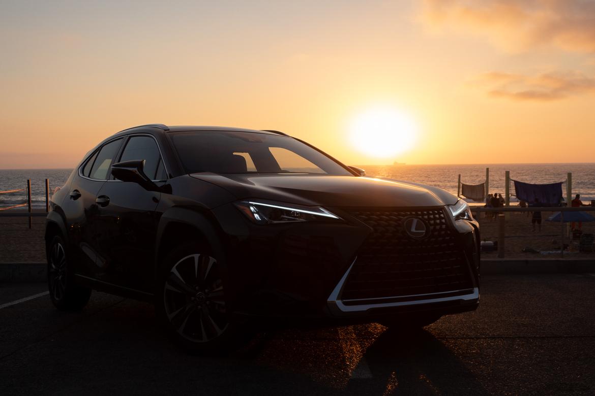 01-<a href=https://www.sharperedgeengines.com/used-lexus-engines>lexus</a>-ux-200-2019-first-drive-bw.jpg