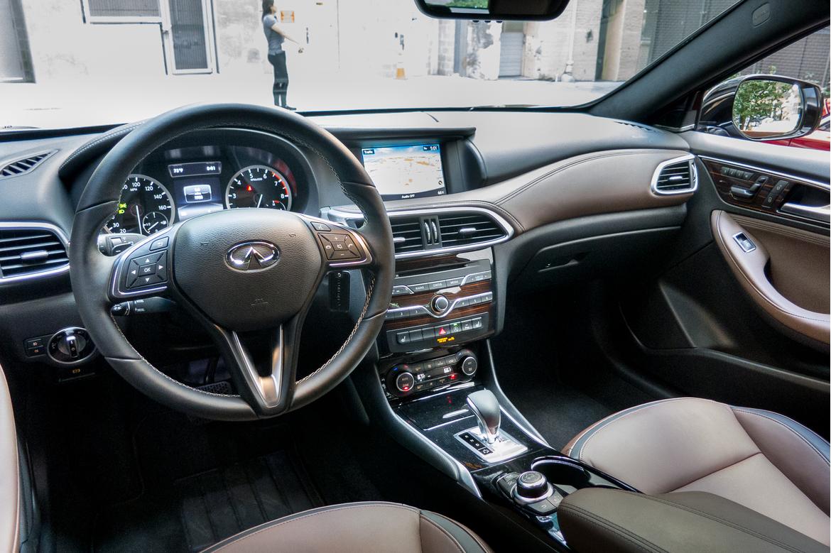 2017 Infiniti Qx30 Review First Drive News Cars 17infiniti Qx30 Fd Km 05 Jpg