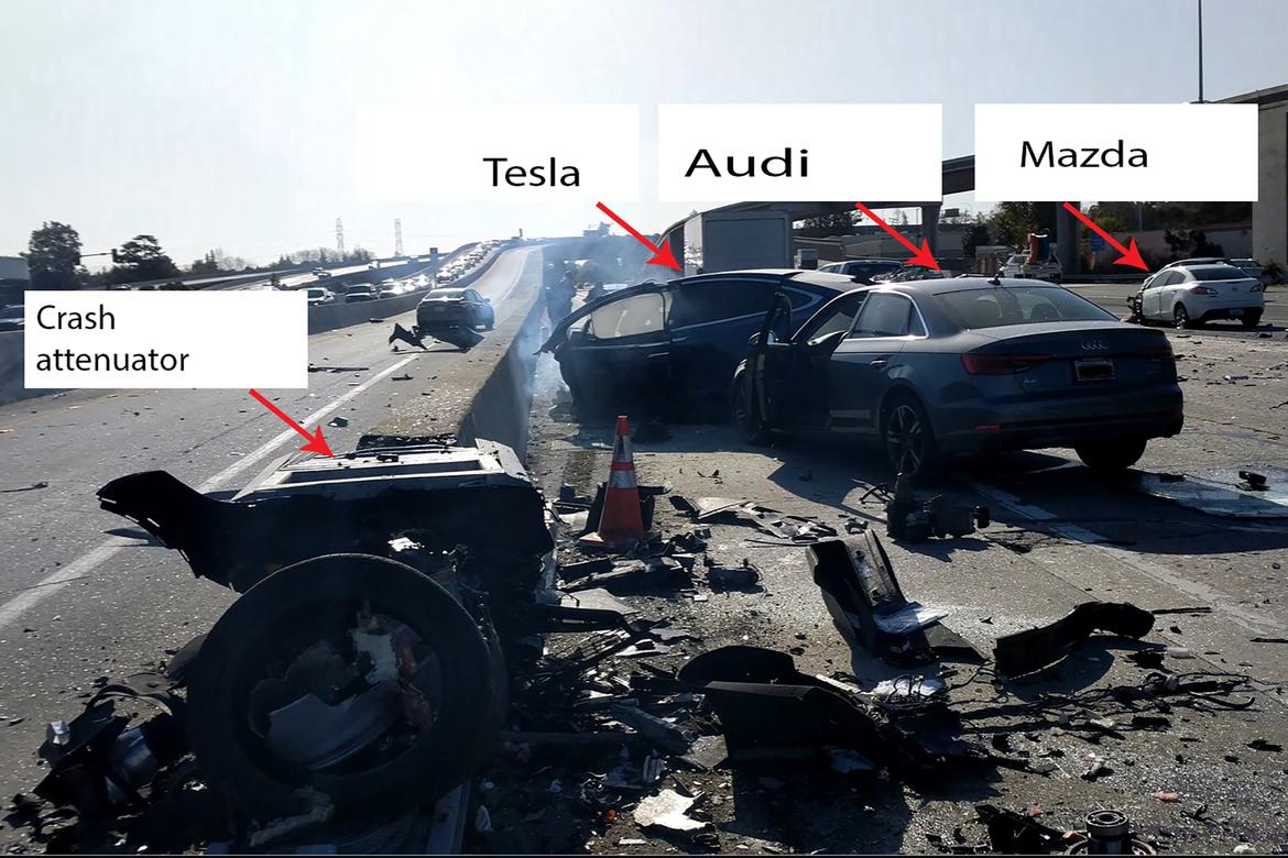 tesla model x crash.jpg