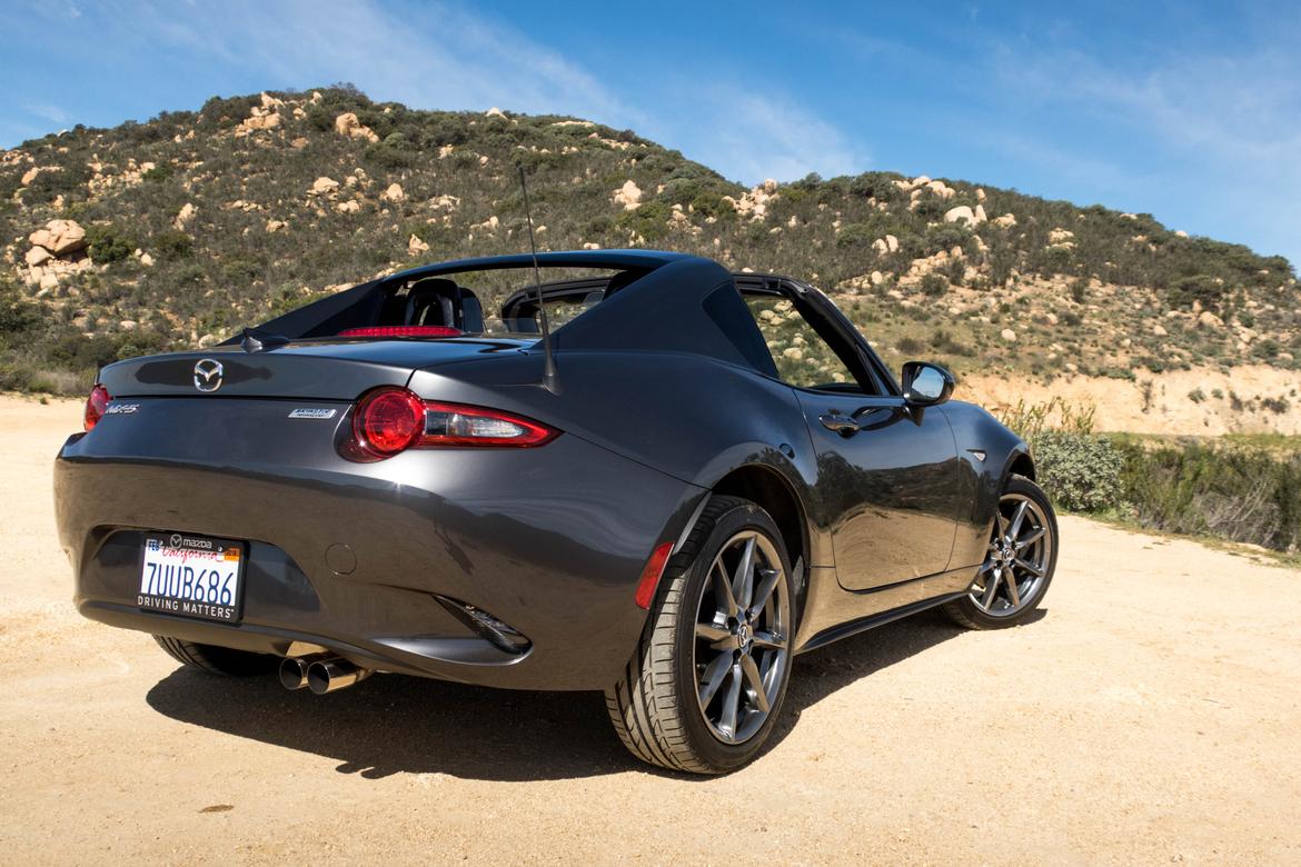17Mazda_Miata-RF_BW_14.jpg