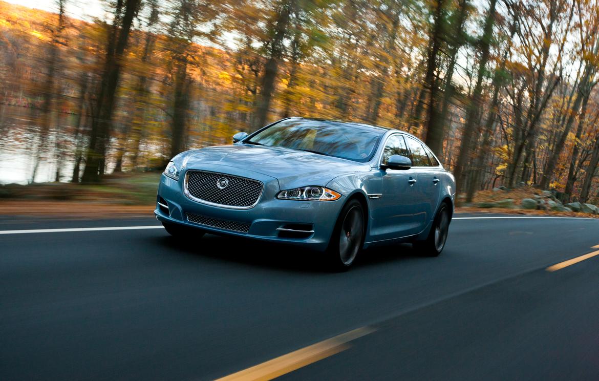 2013_jaguar_xj_ss_motion07_0565.jpg
