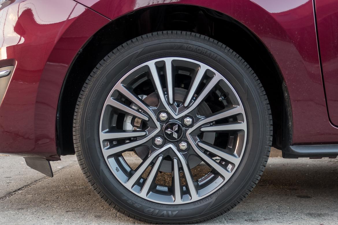 03-mitsubishi-mirage-gt-2018-exterior-purple-wheel.jpg