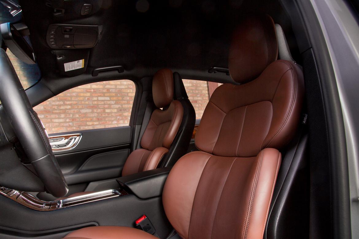 Honda Accord: Adjust the Seat-Backs Honda Accord: Adjust the Seat-Backs