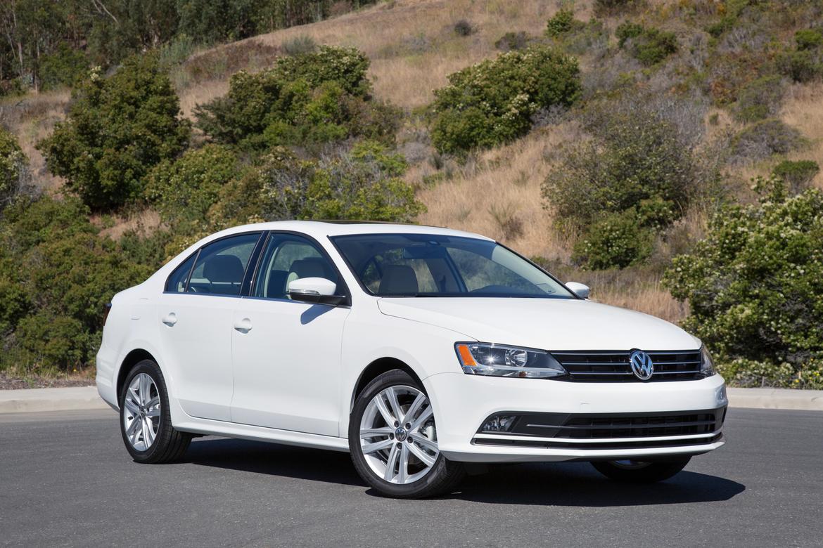 16Volkswagen_Jetta_OEM.jpg
