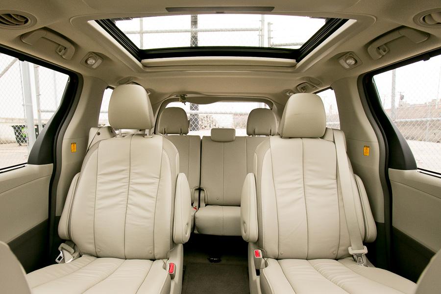 2014 Toyota Sienna - Our Review | Cars.com