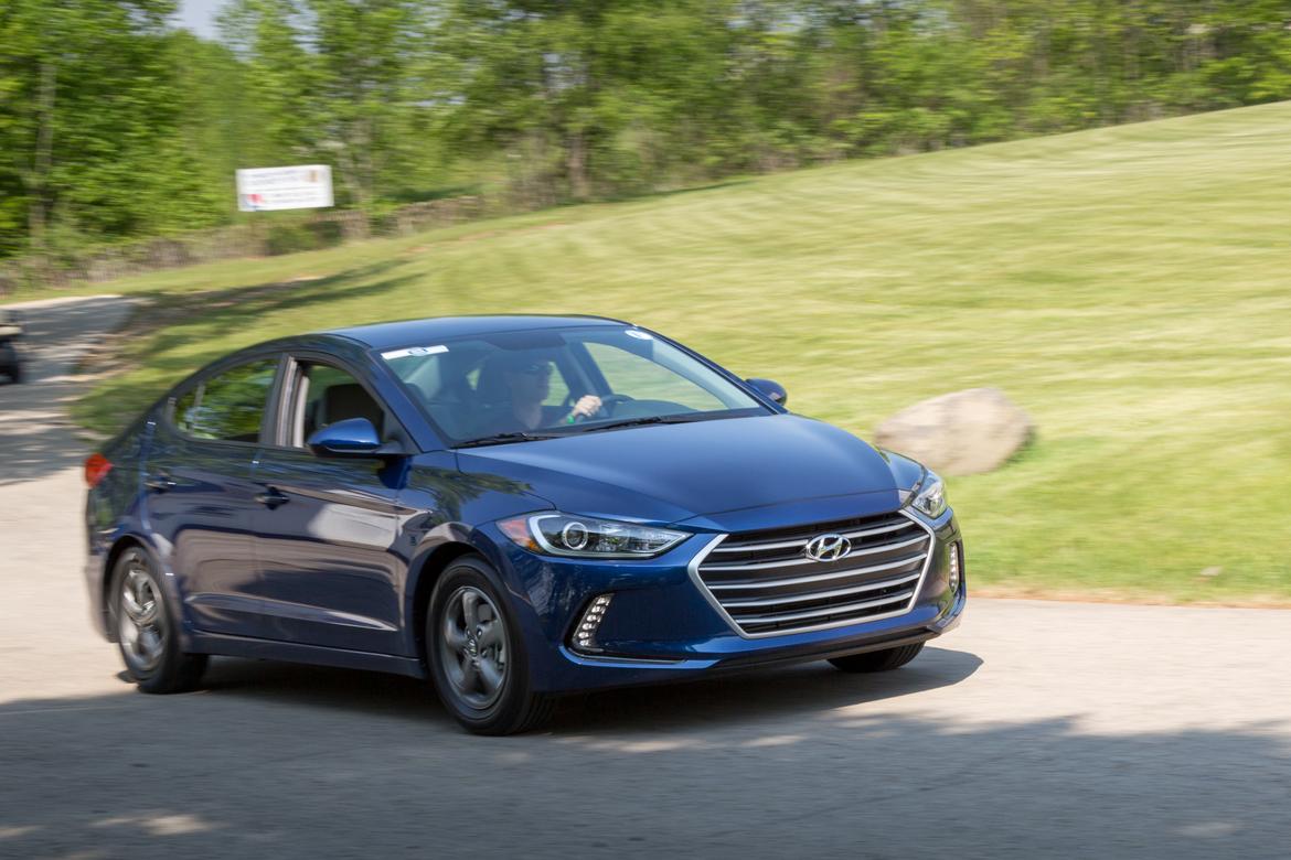 elantra eco hyundai fuel economy cars 1170 itemprop meta height width