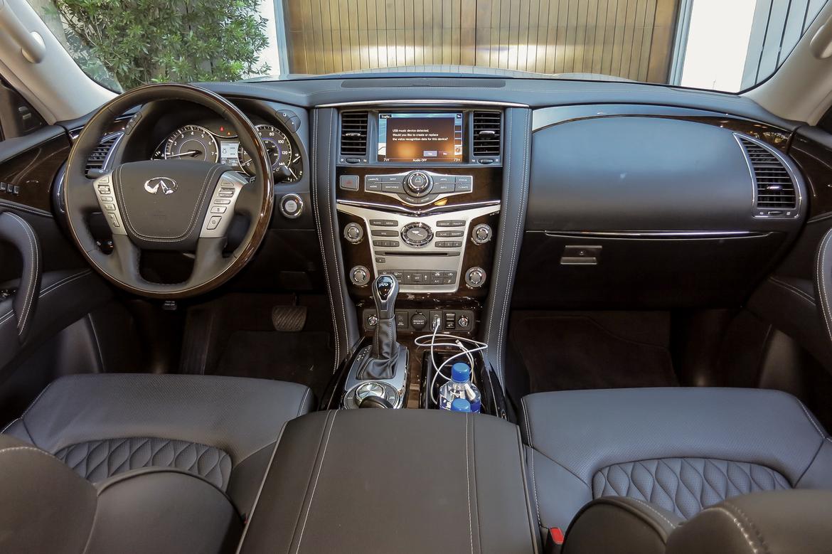 16-infiniti-qx80-2018-front row-interior-wide.jpg