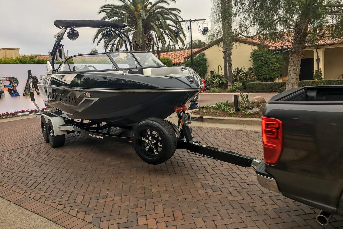 08-<a href=https://www.sharperedgeengines.com/used-ford-engines>ford</a>-ranger-2019-boat--exterior--tow.jpg