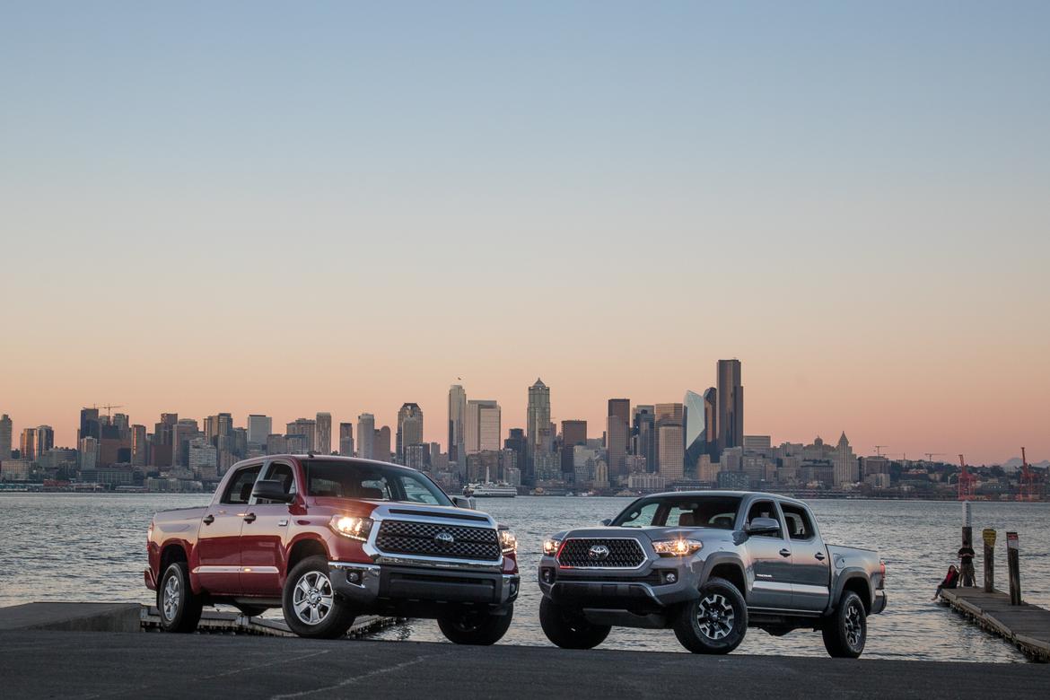 02-<a href=https://www.sharperedgeengines.com/used-toyota-engines>toyota</a>-tacoma-tundra-2018-angle--exterior--front--grey--red.j