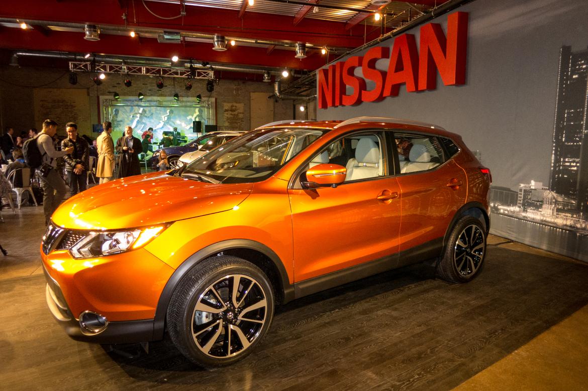 17Nissan_Rogue-Sport_AB_02.jpg
