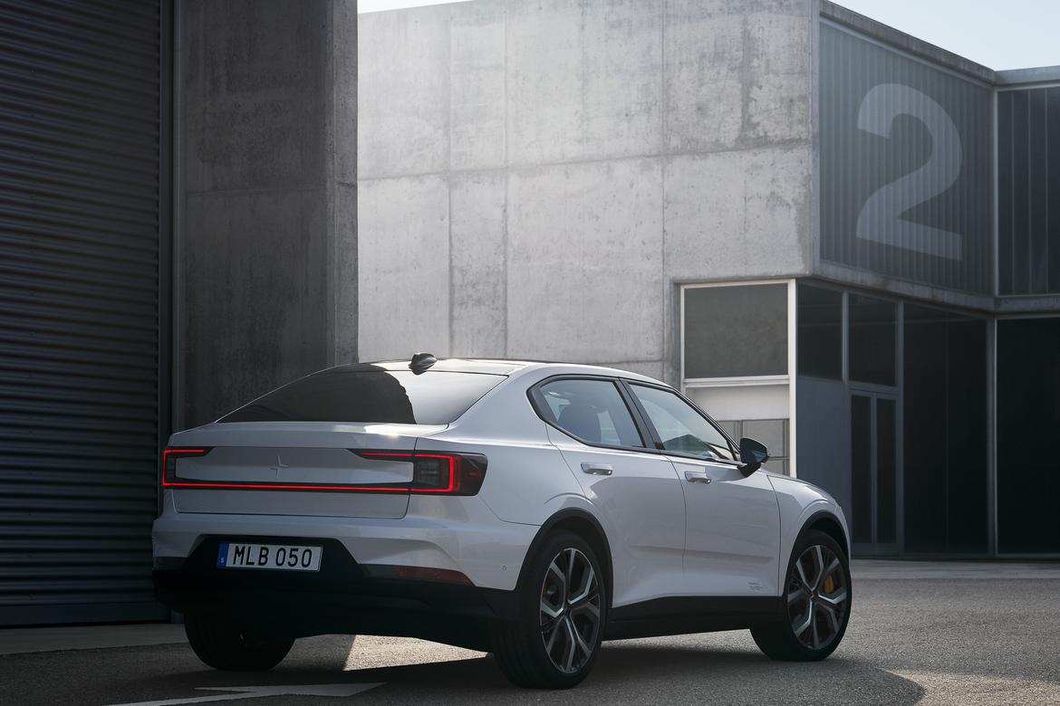 05-polestar-2--angle--exterior--rear--white.jpg