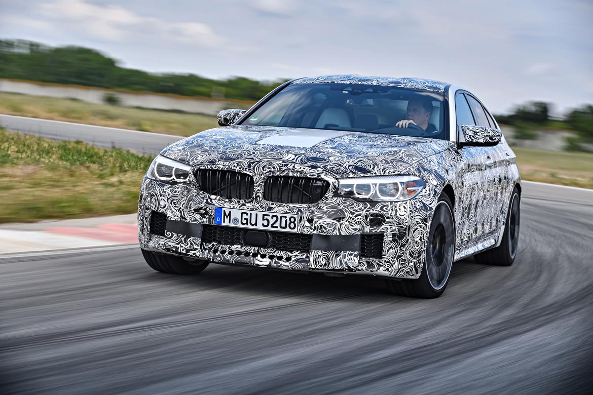 18_BMW_M5_With_M_xDrive_MAIN.jpg