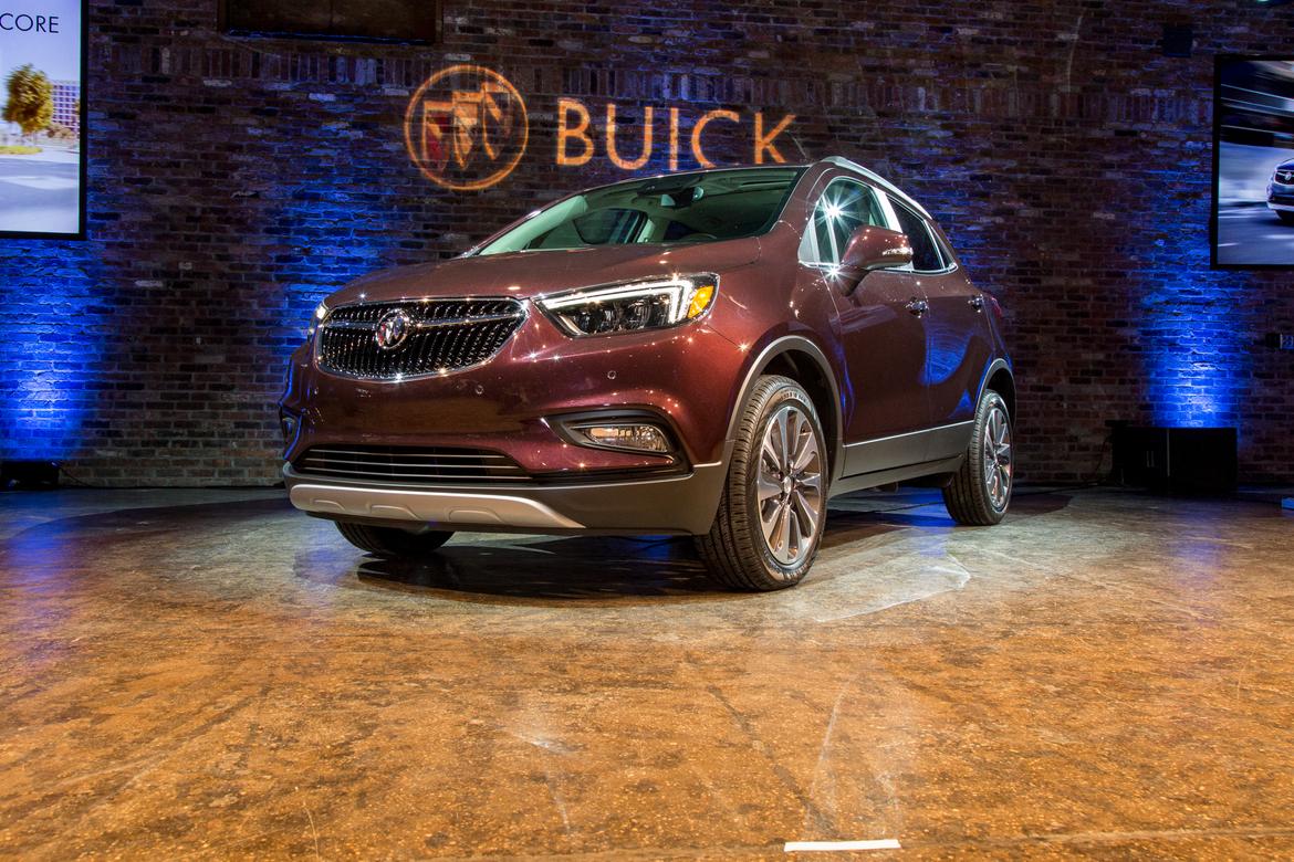 17Buick_Encore_AS_AC_02.jpg