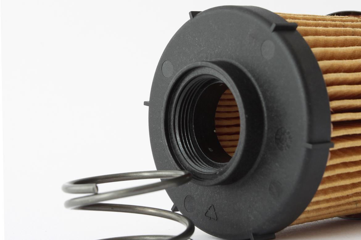 Fuel filter_Roongzaa_iStock_Thinkstock.jpg