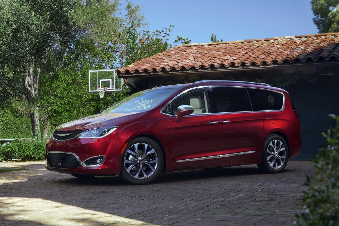 2018 Chrysler Pacifica What S A Road Trip Fill Up Cost News 18chrysler Pacifica Mfr Jpg