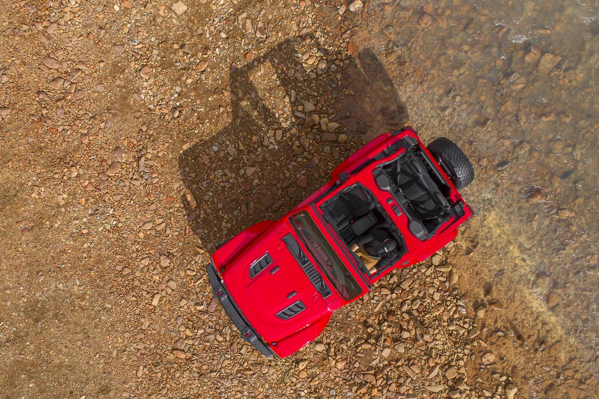 18Jeep_WranglerJL_02_MFR.jpg
