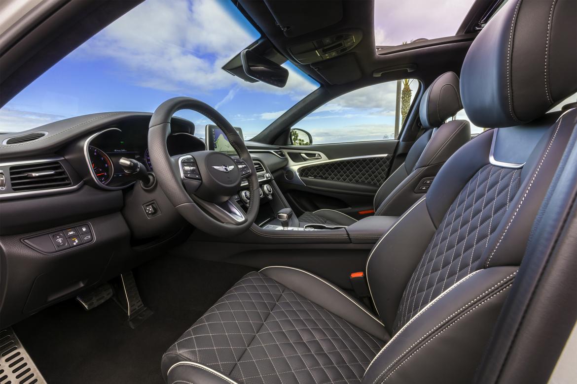 2019 genesis g70 interior oem.jpg