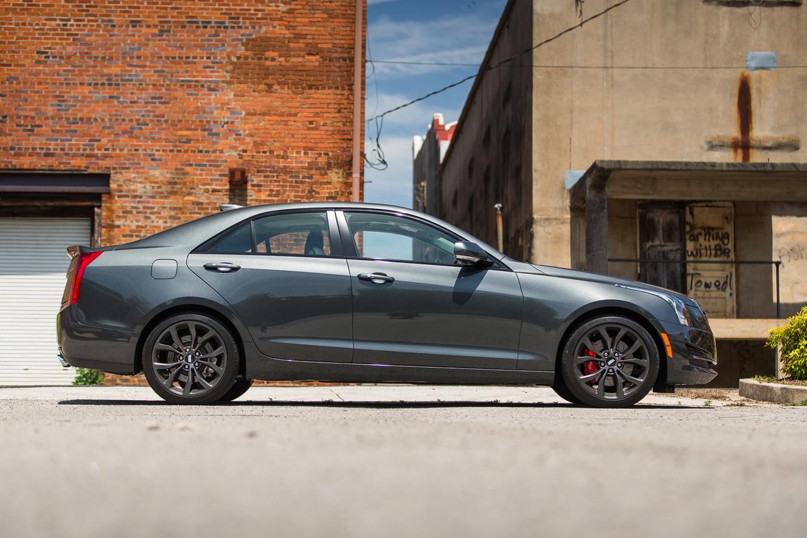 17Cadillac_ATS_SO_AC_15.jpg