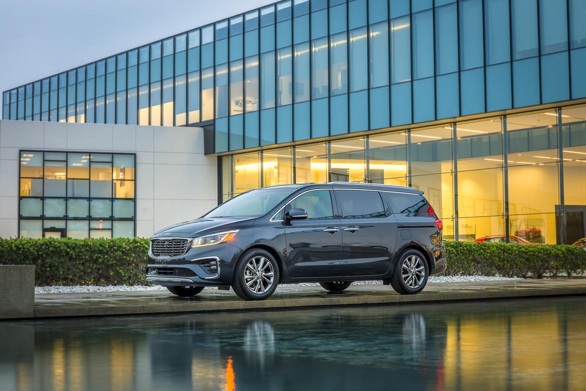 01-kia-sedona-2019-angle--exterior--front--grey--industrial.jpg