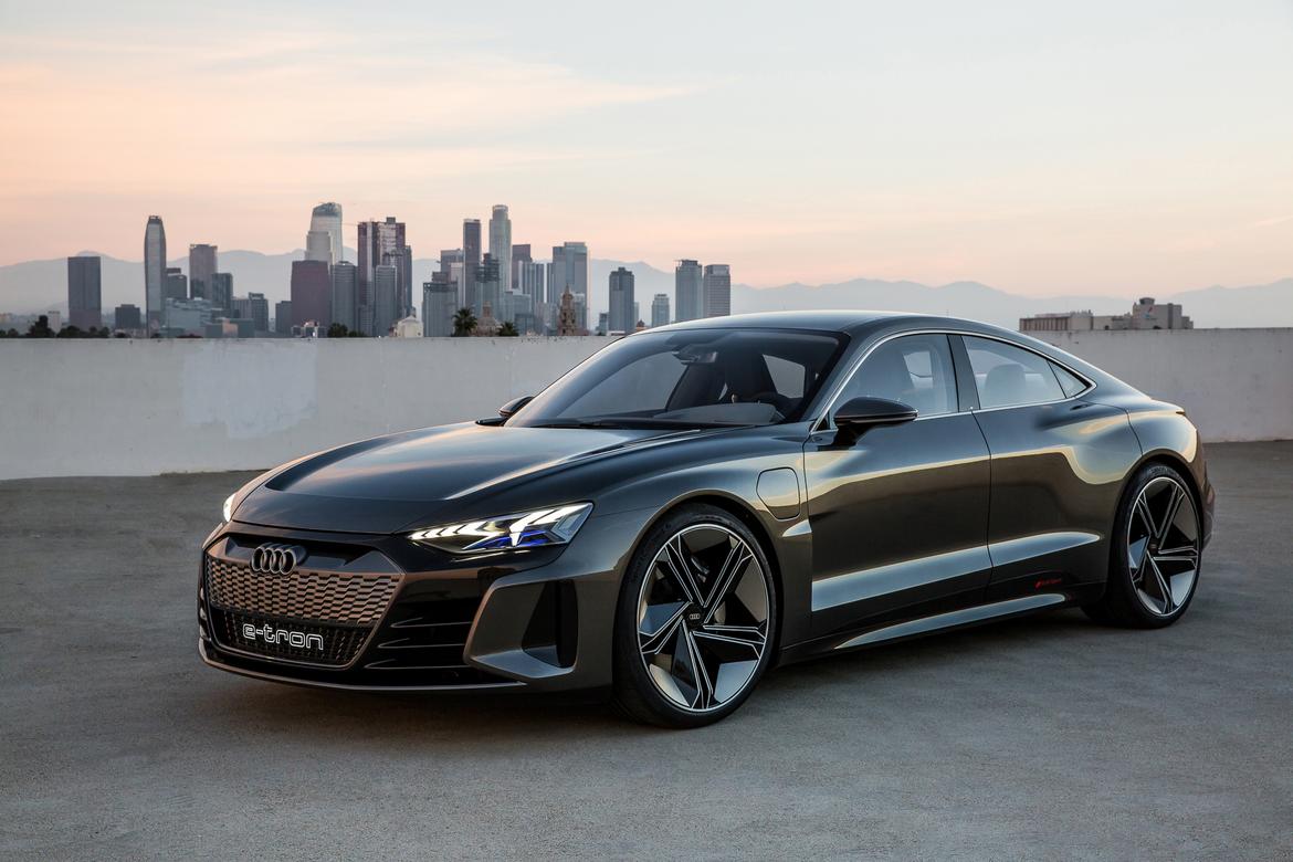 13-<a href=https://www.sharperedgeengines.com/used-audi-engines>audi</a>-etron-gt-concept.jpg