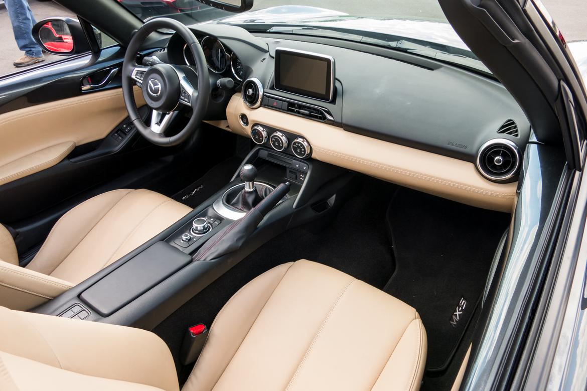 2017 Mazda Miata MX-5 Cup