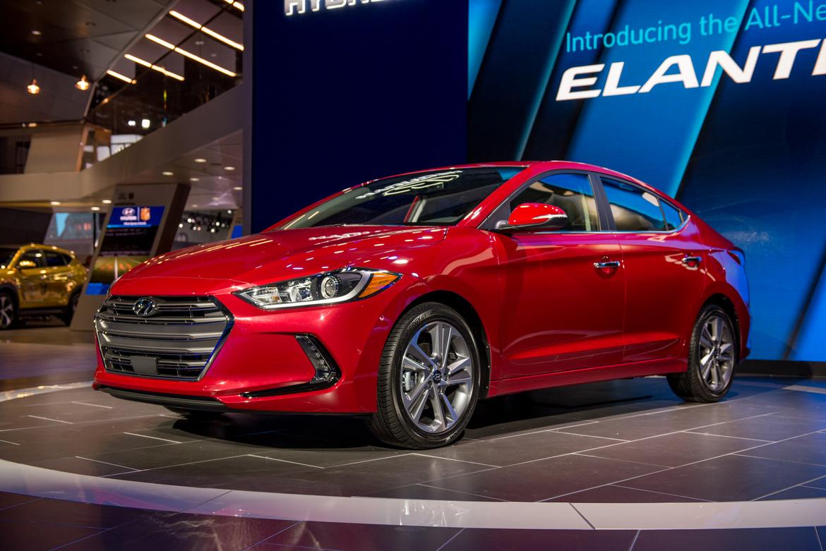 17Hyundai_Elantra_AS_SP_04.jpg