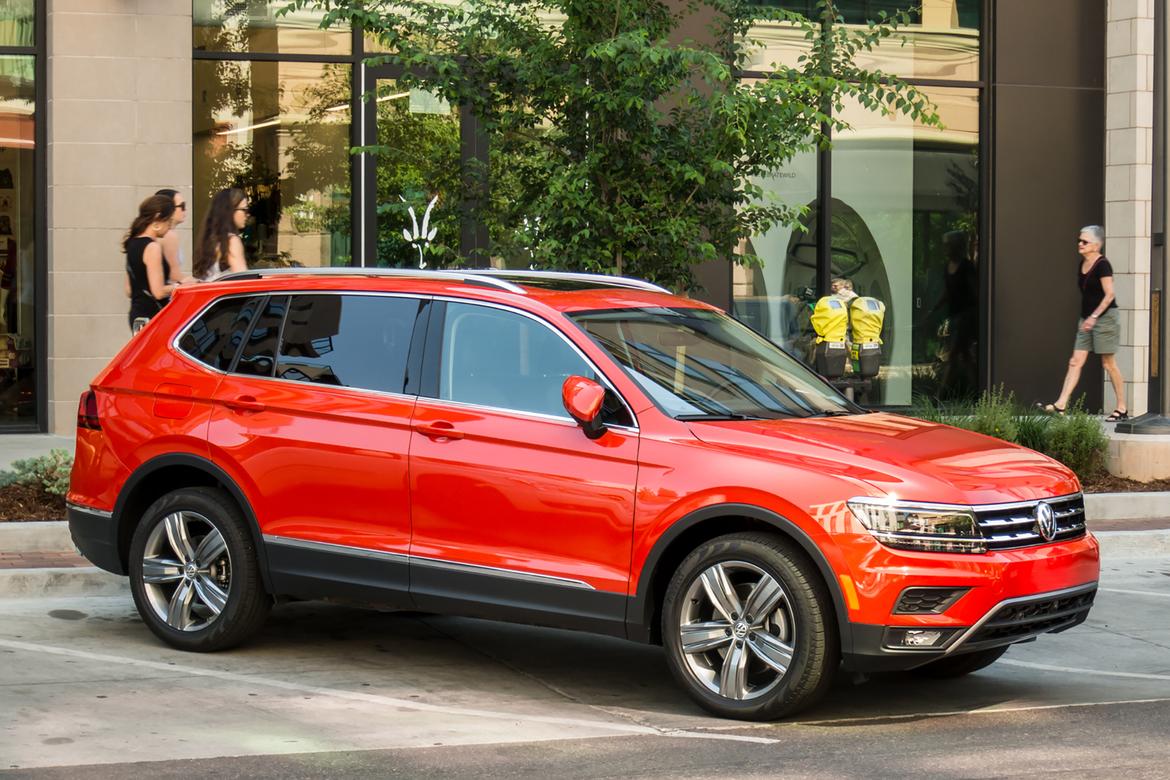 2018 Volkswagen Tiguan FM 08.jpg