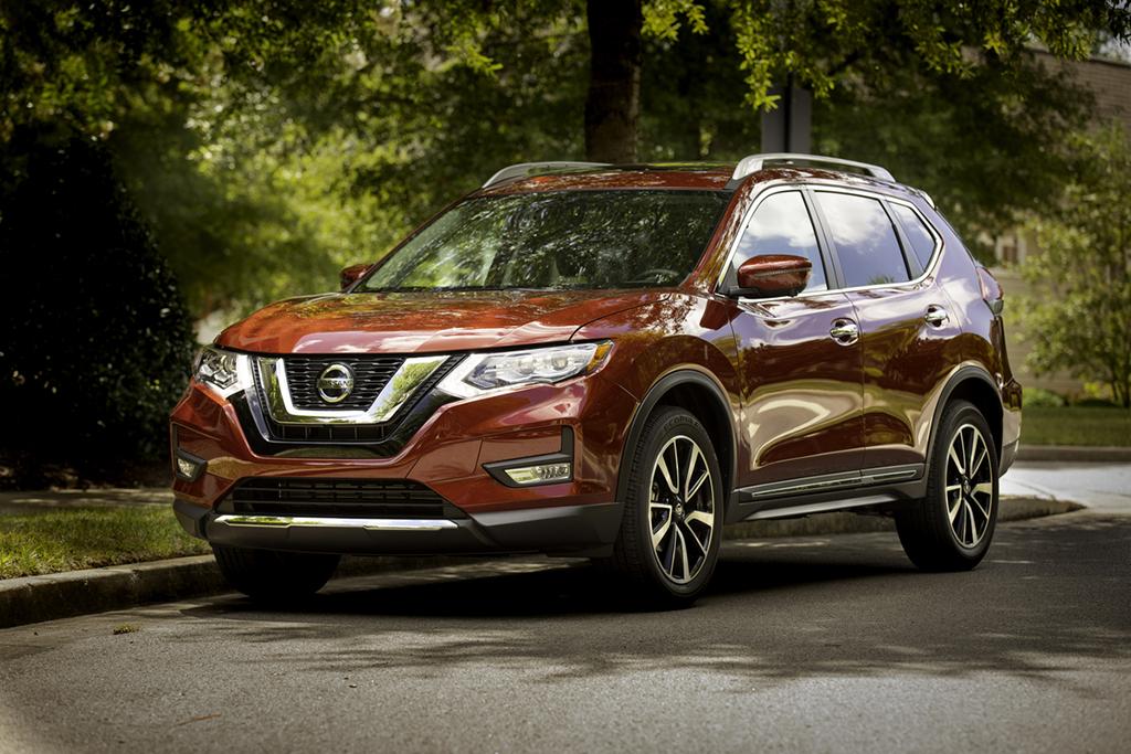 2019 Nissan Rogue Is a Safer Bet for the Same Money | News ...