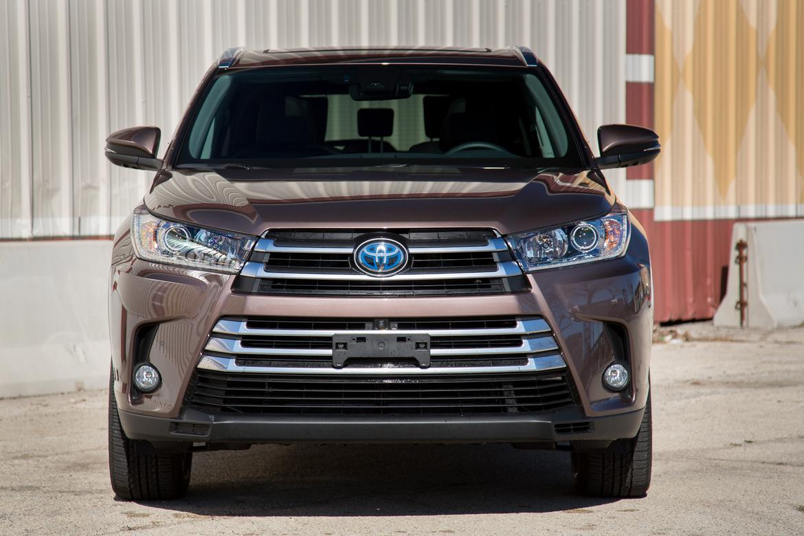 2017 Toyota Highlander Hybrid Our Review Cars 2017 Toyota Highlander Hybrid Our View