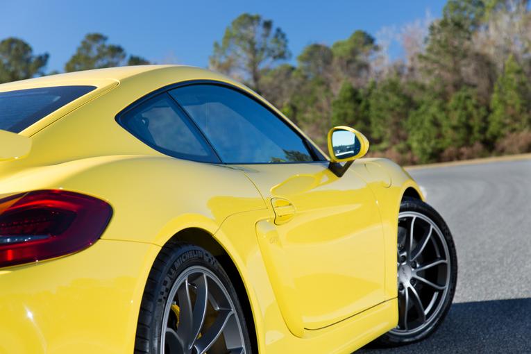 2016 Porsche Cayman GT4