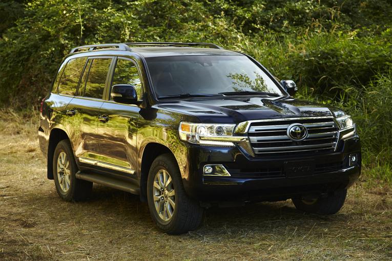 2016 Toyota Land Cruiser;