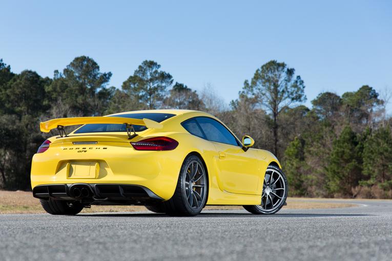 2016 Porsche Cayman GT4