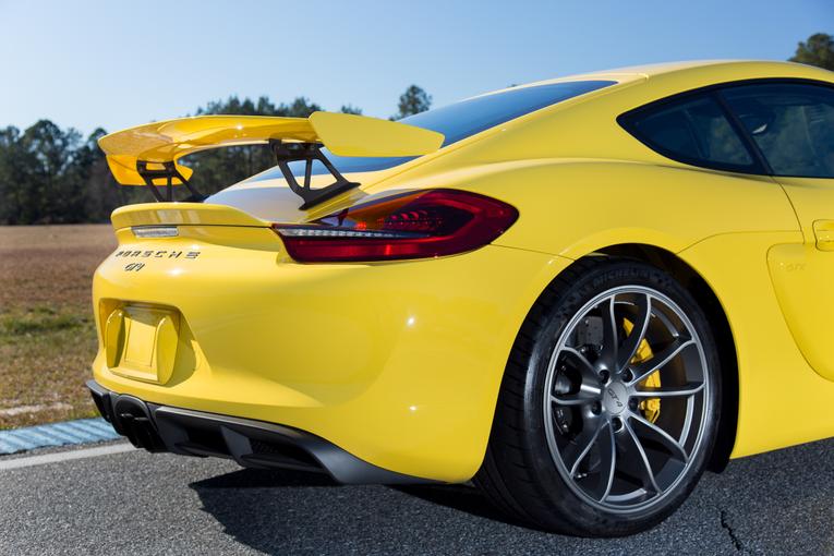 2016 Porsche Cayman GT4