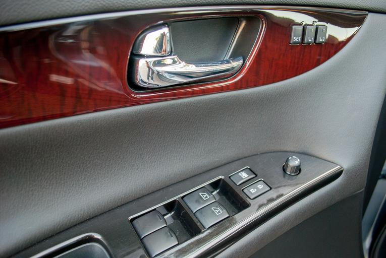 2016 Infiniti QX50;