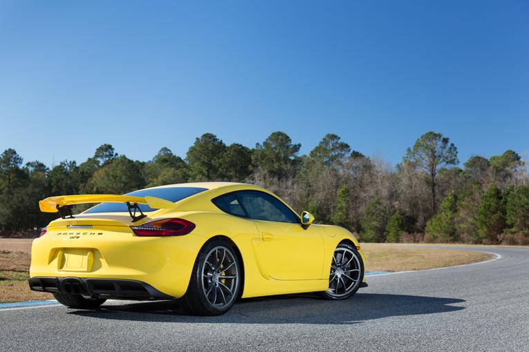 2016 Porsche Cayman GT4