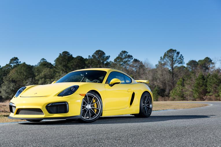 2016 Porsche Cayman GT4